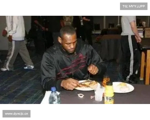 NBA球员打客场比赛有伙食补贴吗?为什么很多球员要带盒饭? NBA球员打客场比赛有伙食补贴吗?为什么很多球员要带盒饭?